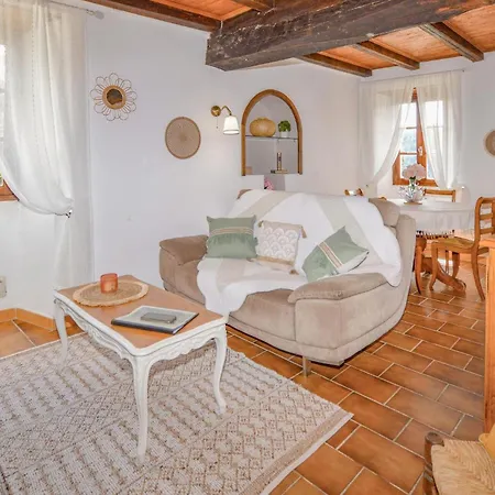 Holiday home Amazing In With House A Mountain View